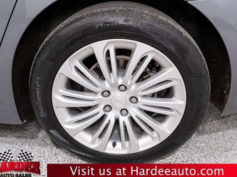 Used 2019 Buick LaCrosse Essence w/ Sun and Shade Package image 10