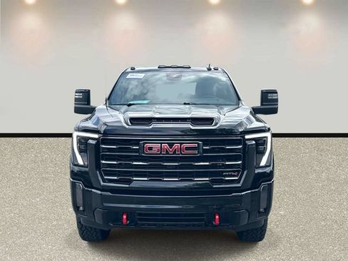 Used 2024 GMC Sierra 2500 AT4 w/ AT4 Premium Plus Package AWD/4WD image 2