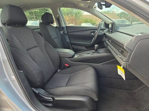 Used 2025 Honda Accord LX image 29
