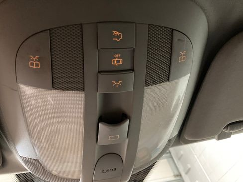 Used 2008 Mercedes-Benz R 350 2WD image 27