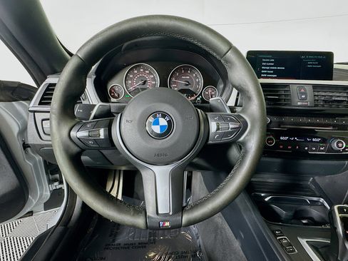 Used 2018 BMW 430i Convertible RWD image 15
