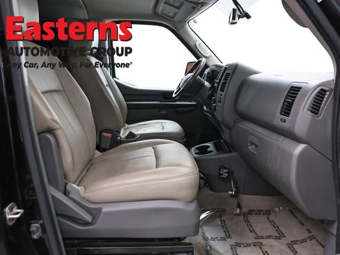Used 2020 Nissan NV 3500 Passenger RWD image 21