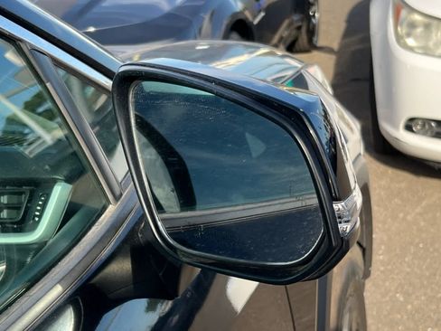 Used 2021 Toyota RAV4 XLE FWD image 16