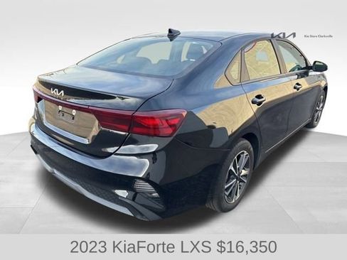 Used 2023 Kia Forte LXS w/ LXS Technology Package image 8