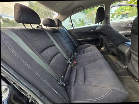 Used 2015 Honda Accord Sport image 17