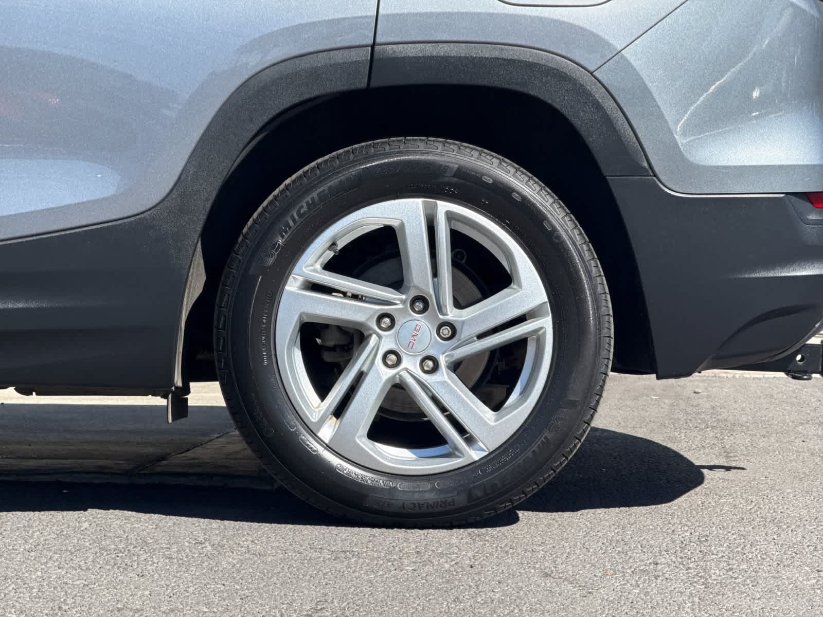 Used 2020 GMC Terrain SLE FWD image 26