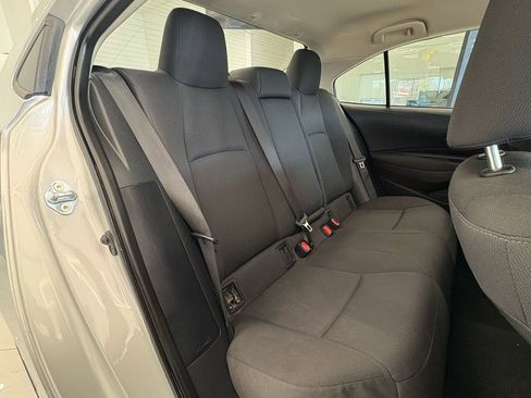 Used 2025 Toyota Corolla LE image 24