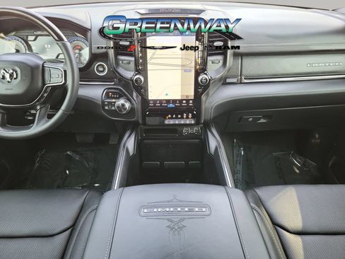 Used 2022 RAM 1500 Limited w/ Body Color Bumper Group AWD/4WD image 10