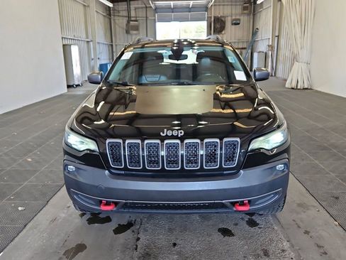 Used 2020 Jeep Cherokee Trailhawk image 2