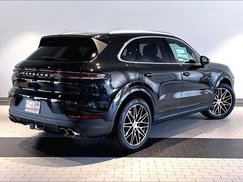 New 2026 Porsche Cayenne AWD/4WD image 7