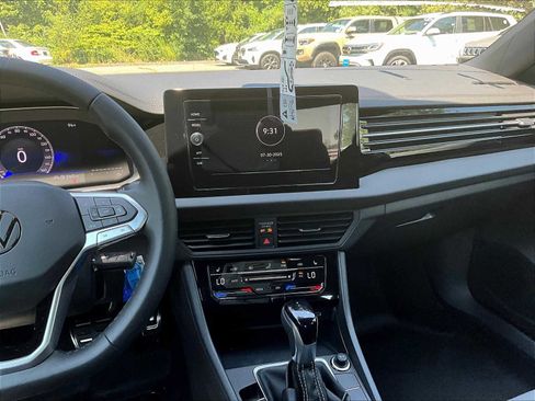 New 2025 Volkswagen Jetta Sport image 13