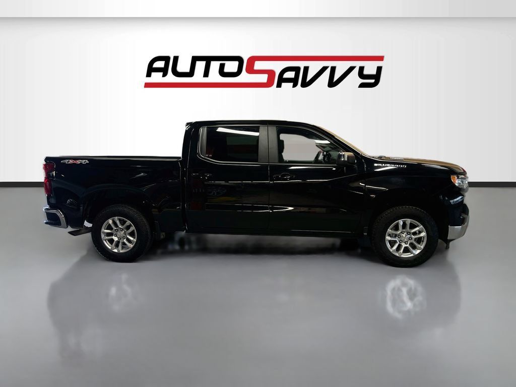 Used 2025 Chevrolet Silverado 1500 LT AWD/4WD image 8