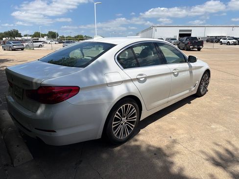 Used 2019 BMW 530i w/ Convenience Package RWD image 4
