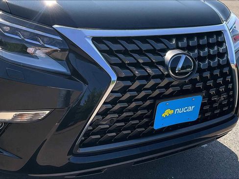 Used 2023 Lexus GX 460 Premium image 32