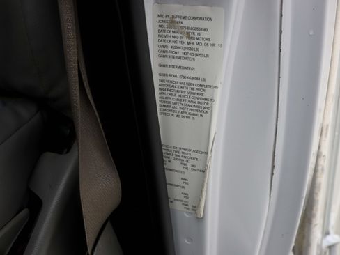 Used 2016 Ford E-350 and Econoline 350 Super Duty w/ Power Windows & Locks Group RWD image 35
