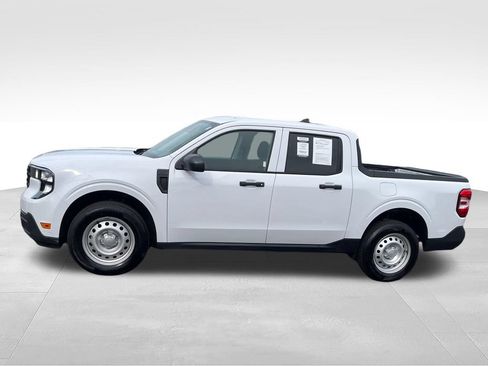 Used 2025 Ford Maverick XL w/ Equipment Group 102A AWD/4WD image 2