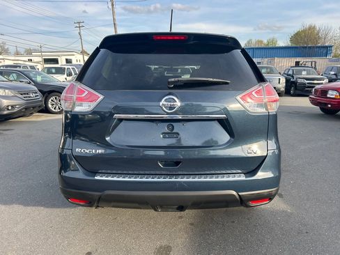 Used 2016 Nissan Rogue SV w/ SV Premium Package image 6