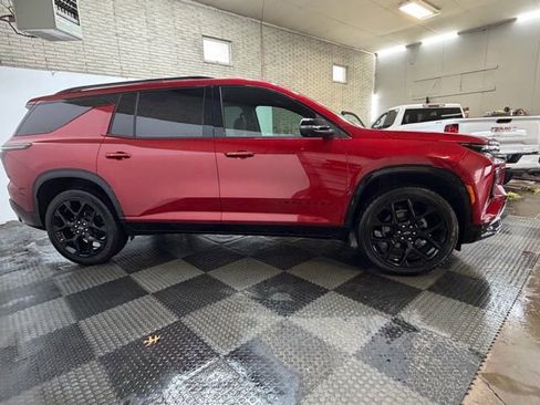 Certified 2024 Chevrolet Traverse RS w/ LPO, Floor Liner Package image 13