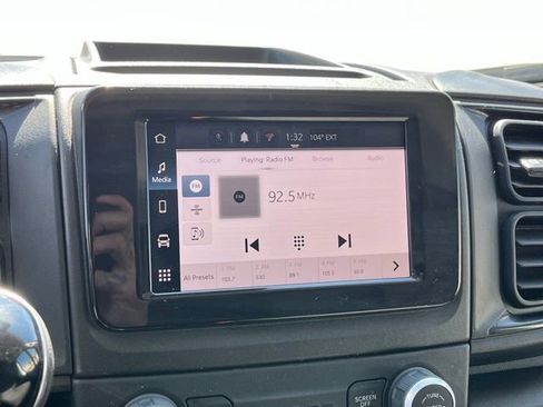 Used 2025 RAM ProMaster 2500 w/ Convenience Group image 17