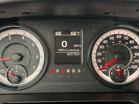 Used 2024 RAM 1500 Classic SLT AWD/4WD image 5