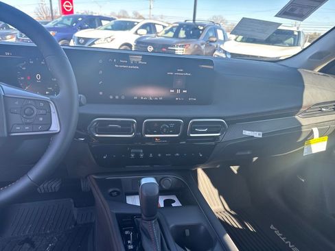 New 2026 Nissan Sentra SR w/ SR Premium Package FWD image 18