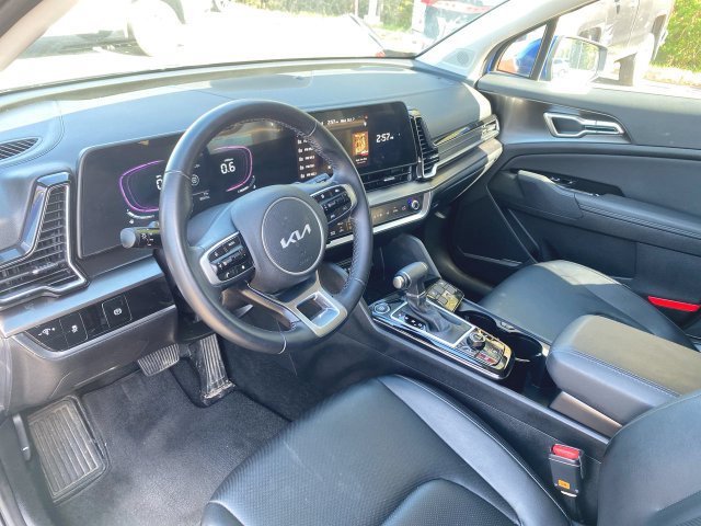 Used 2025 Kia Sportage EX AWD/4WD image 10