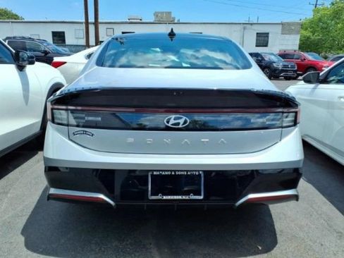Used 2024 Hyundai Sonata SEL w/ Convenience Package FWD image 6