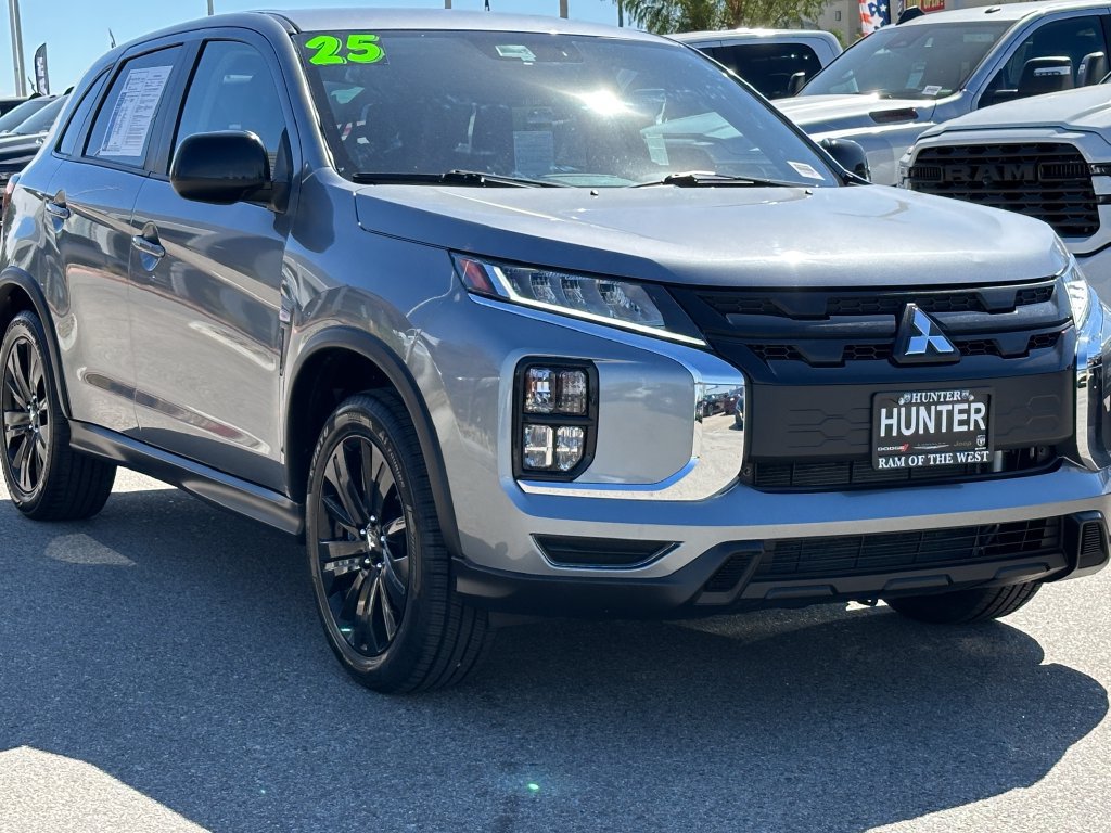 Used 2025 Mitsubishi Outlander Sport LE AWD/4WD image 13