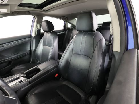 Used 2016 Honda Civic Touring image 11