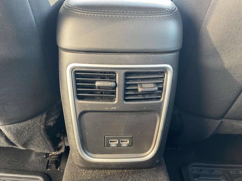Used 2021 Chrysler 300 Touring w/ Sport Appearance Package RWD image 21