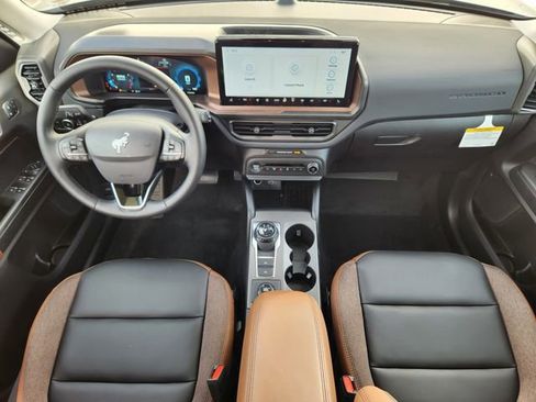 New 2025 Ford Bronco Sport Outer Banks image 11