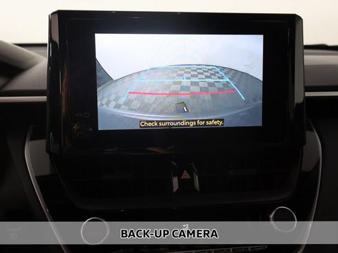 Used 2024 Toyota Corolla Cross AWD Hybrid image 5