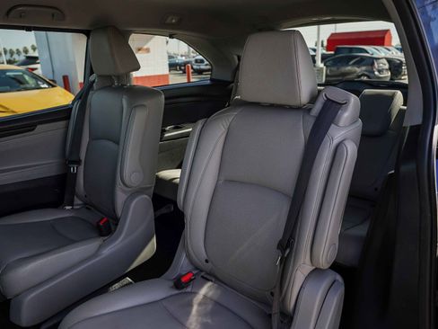 Used 2018 Honda Odyssey EX-L image 20