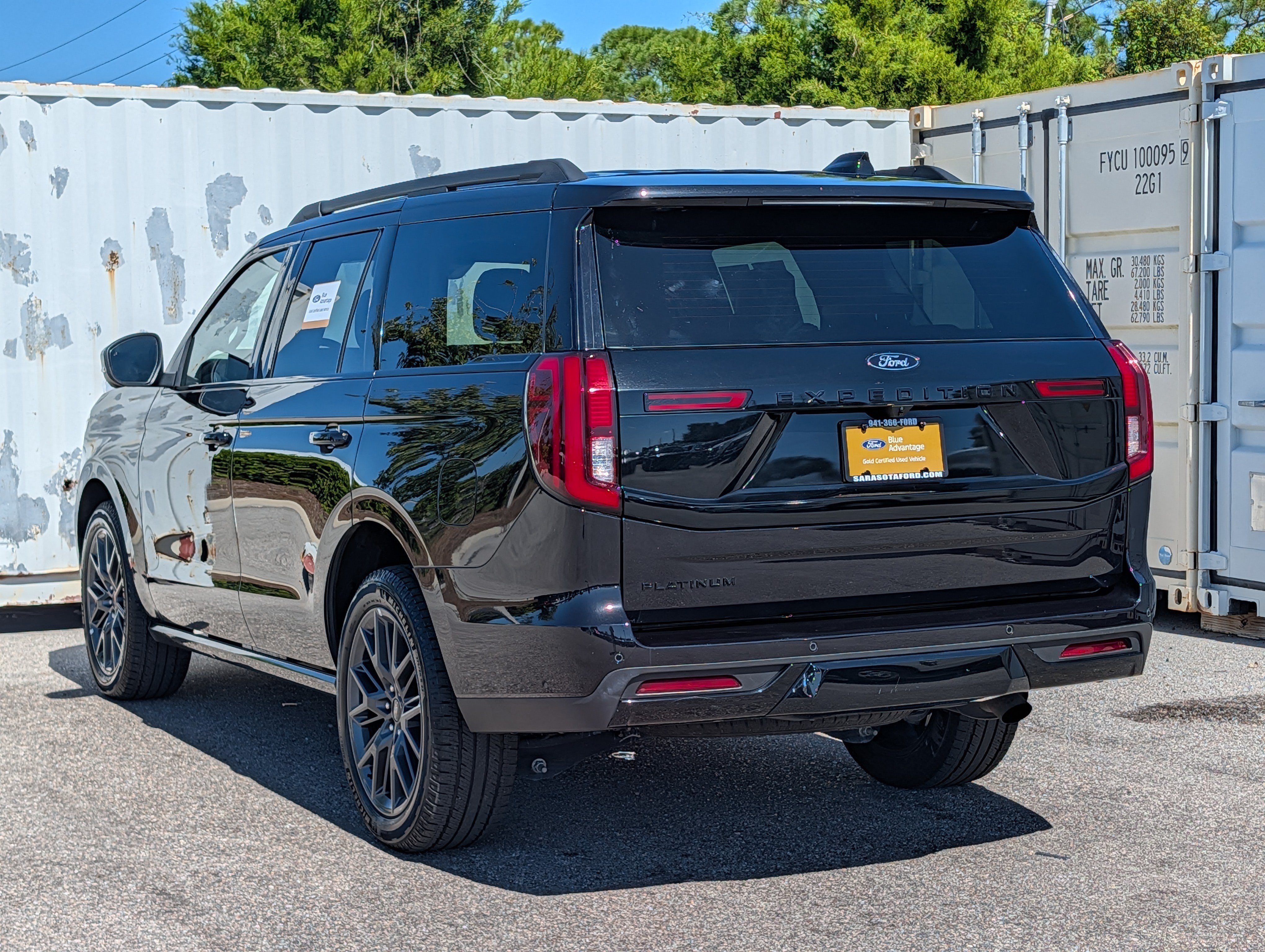 Certified 2025 Ford Expedition Platinum w/ Stealth Performance Package AWD/4WD image 7