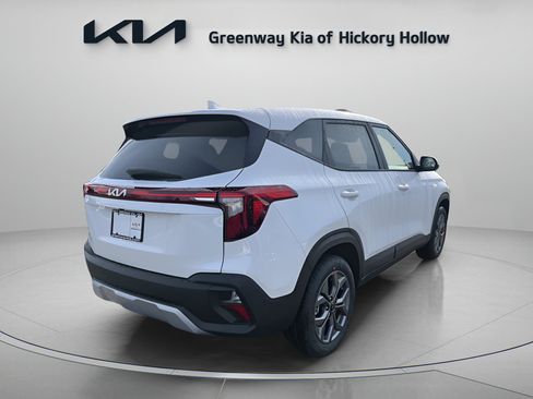 New 2026 Kia Seltos LX image 7