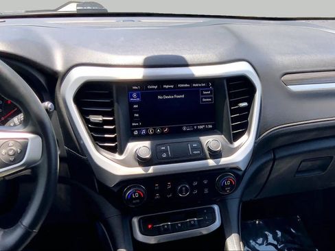 Used 2023 GMC Acadia SLT FWD image 7
