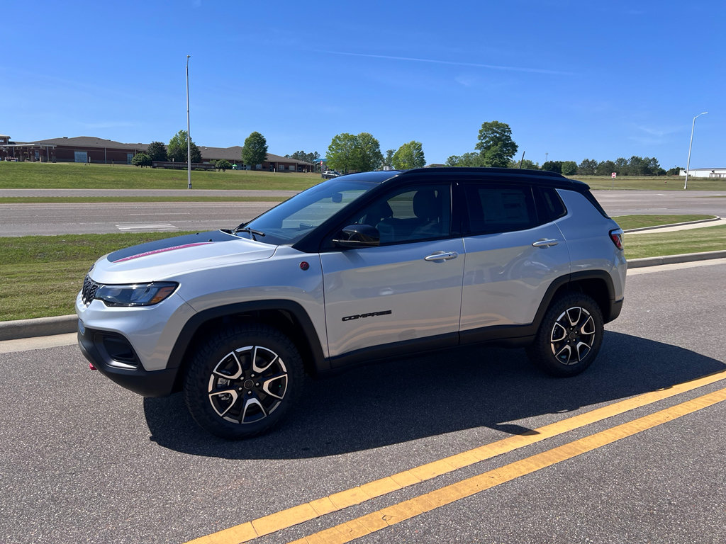 New 2026 Jeep Compass Trailhawk AWD/4WD image 10