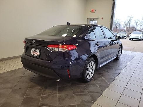 Used 2025 Toyota Corolla LE image 5
