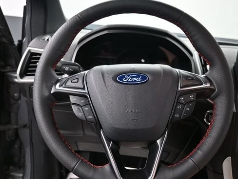Used 2024 Ford Edge ST-Line AWD/4WD image 12