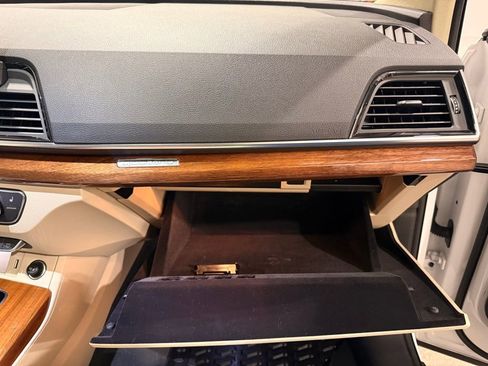 Used 2021 Audi Q5 2.0T Premium image 29