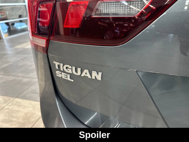 Used 2020 Volkswagen Tiguan SEL AWD/4WD image 10
