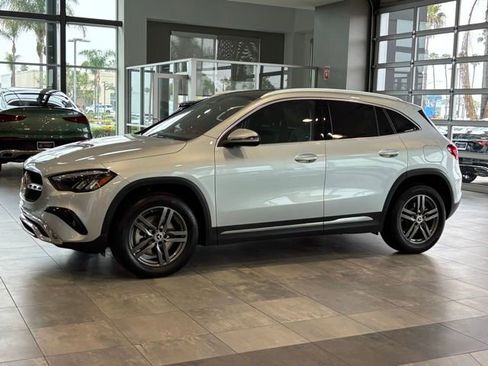 Certified 2026 Mercedes-Benz GLA 250 image 8