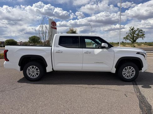 New 2026 Toyota Tundra SR5 AWD/4WD image 6