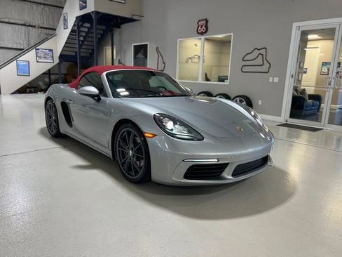 Used 2017 Porsche 718 Boxster RWD image 62