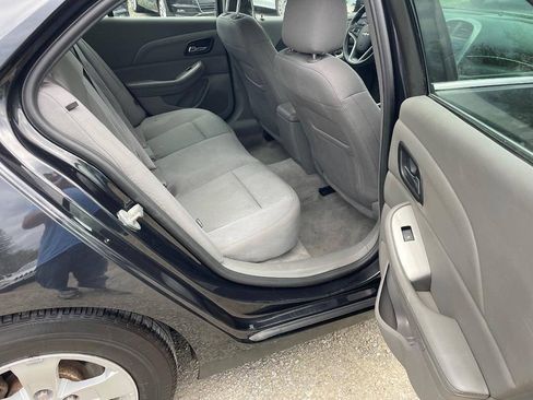Used 2015 Chevrolet Malibu LS w/ Protection Package FWD image 13