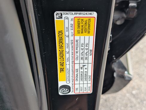 Used 2024 Chevrolet Equinox EV LT FWD image 38