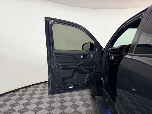 Used 2024 Toyota Tacoma TRD Off-Road w/ TRD Off Road Premium Package AWD/4WD image 24