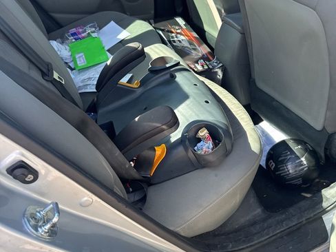 Used 2016 Kia Forte LX image 9