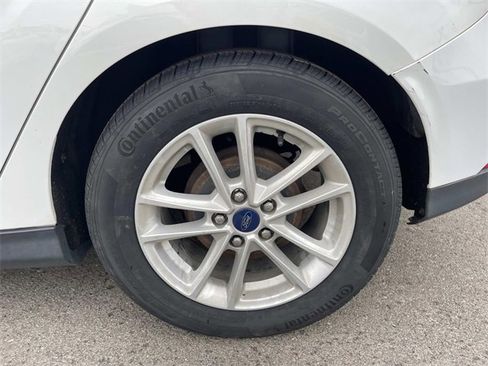 Used 2018 Ford Focus SE image 11