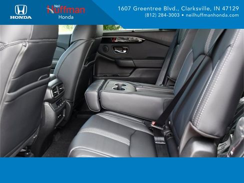 New 2025 Honda Pilot Touring image 17